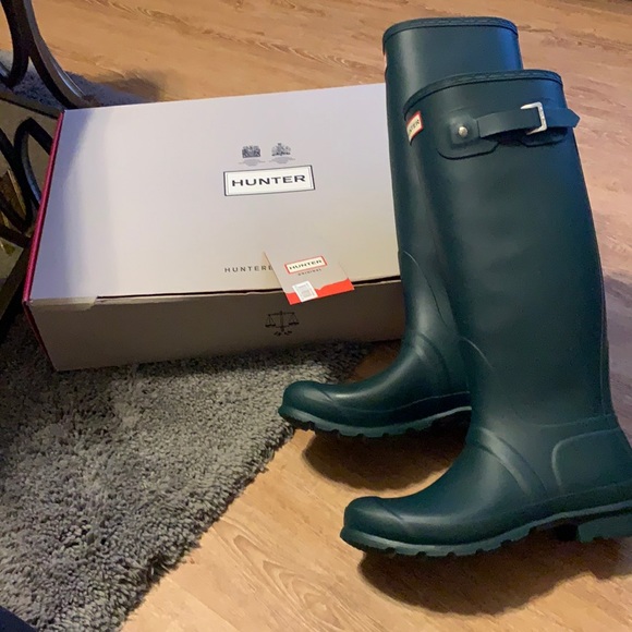 Hunter Shoes - Authentic Hunter Wellington boots Size 9